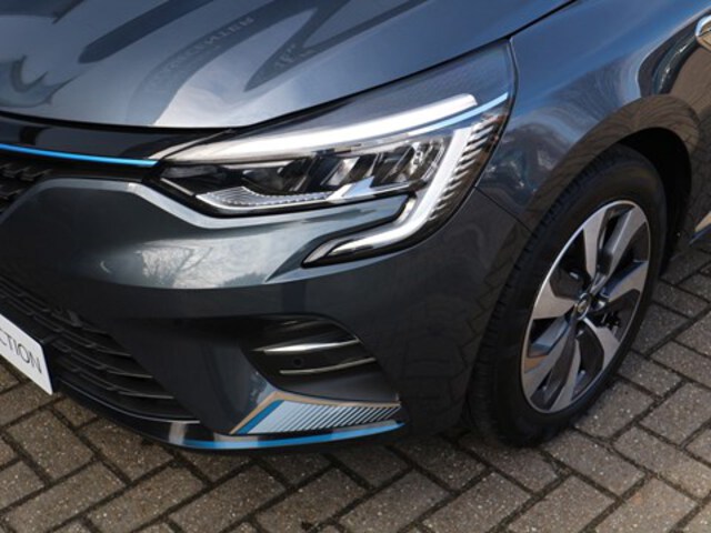 Exterieur Clio E-Tech  grijs