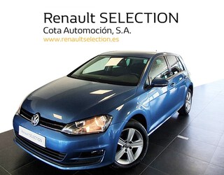 VOLKSWAGEN - GOLF