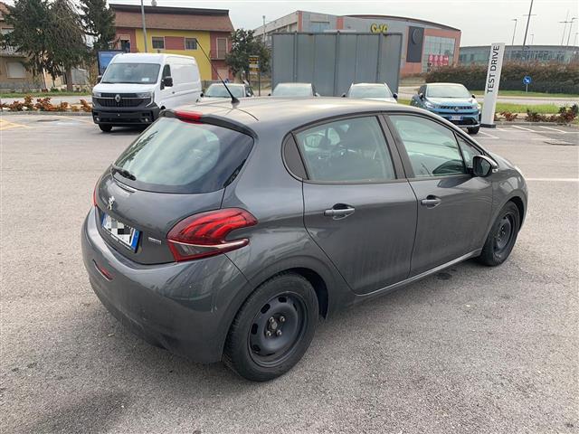 PEUGEOT 208 02439871_VO38013041