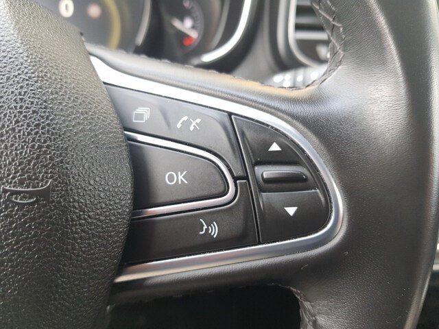 Inside Koleos Diesel  Gris Tornado