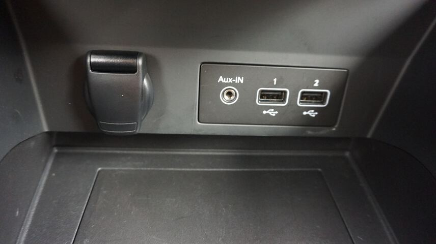 Inside Captur  Gris Highland