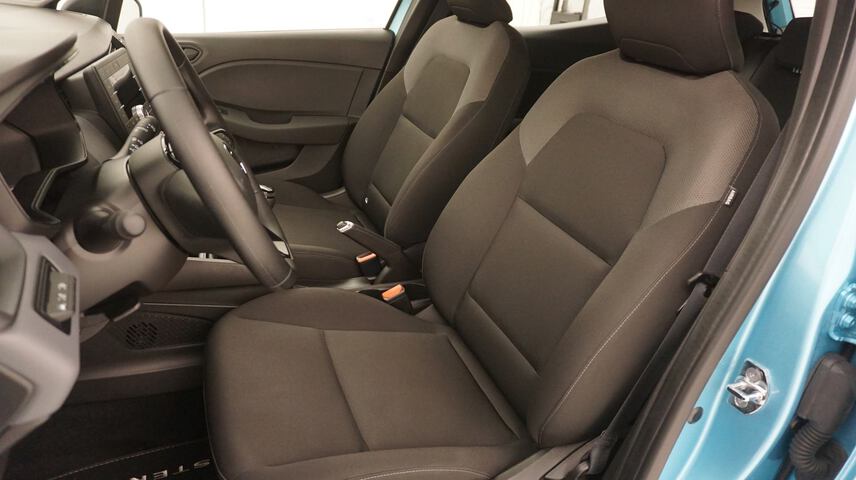 Inside Clio  Azul Celadon