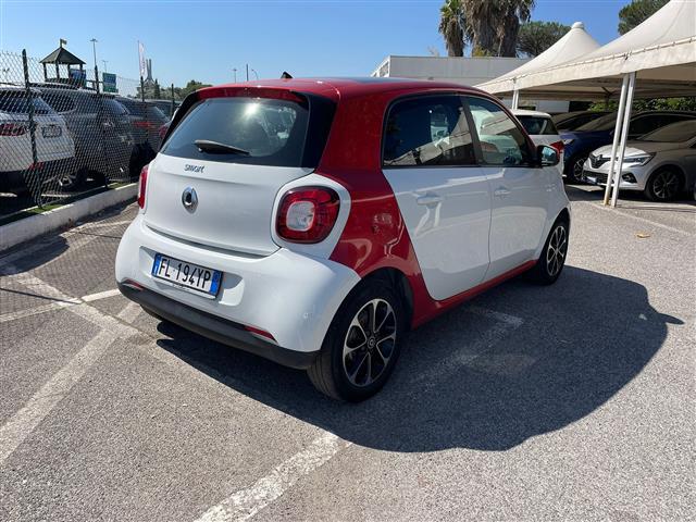 SMART Forfour 02641044_VO38043366