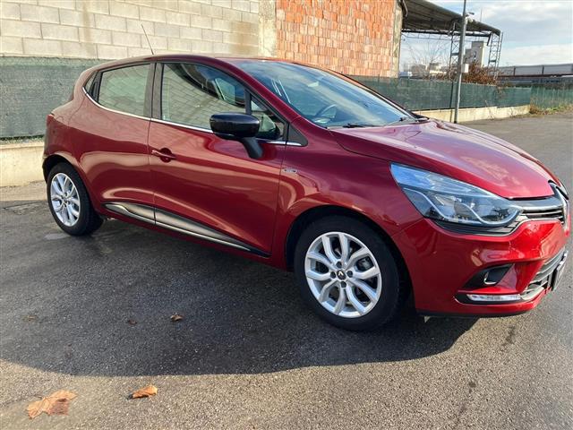 Esterni Clio Metallizzata Rosso