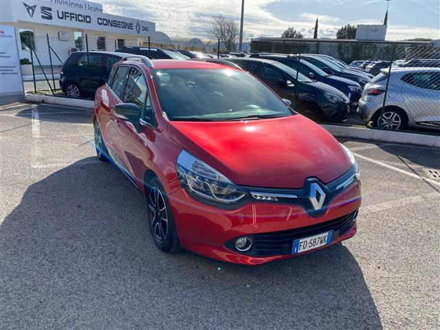 RENAULT Clio 02640933_VO38043366
