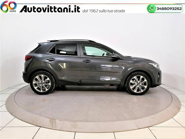 KIA MOTORS Stonic 00960248_VO38023207