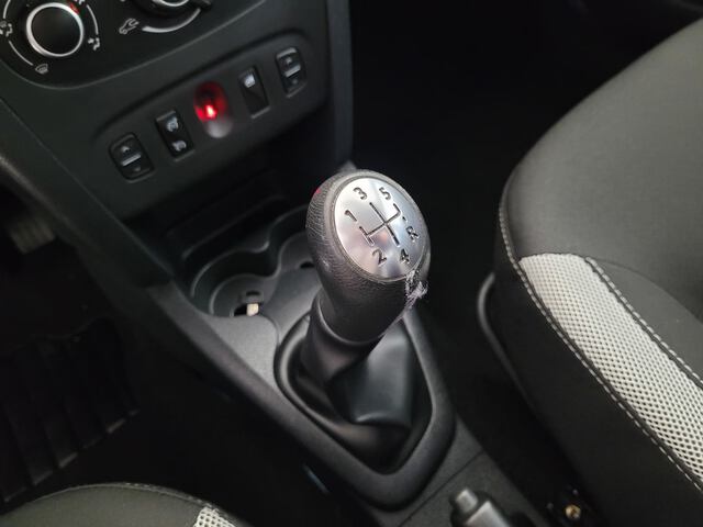 Inside Sandero Diesel  Azul Turquesa