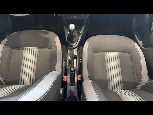 DACIA Sandero  Stepway 04998234_VO38013058