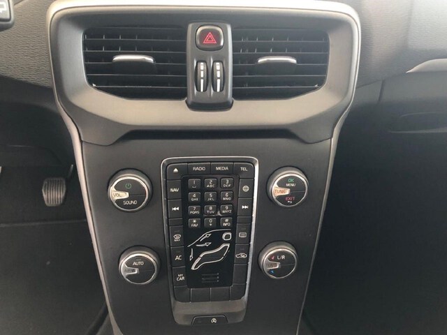 Inside V40 Diesel  Blanco