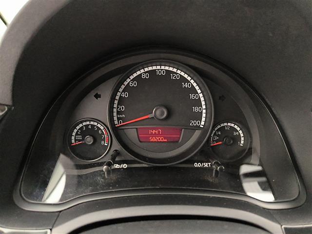 VOLKSWAGEN up  2012 00973093_VO38023732