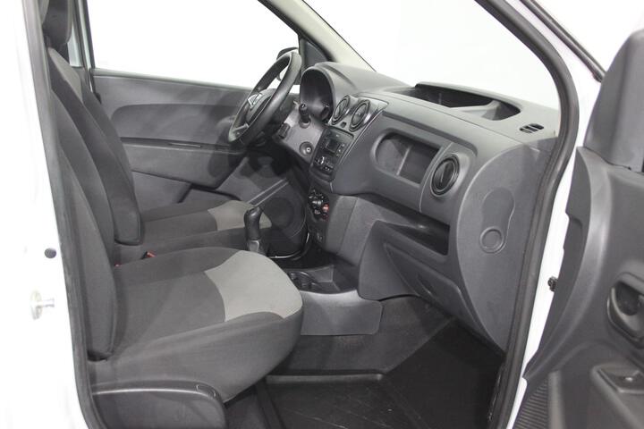 Inside Dokker Combi Diesel  BLANCO GLACIAR