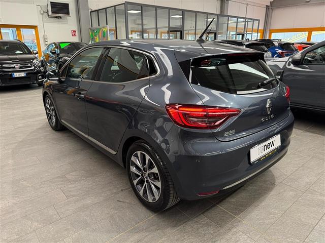 RENAULT Clio V 2019 00015779_VO38023184