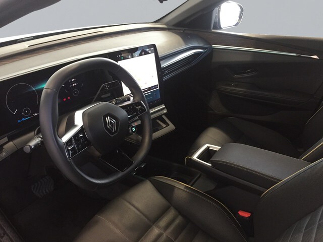Inside Mégane Eléctrico  Negro Brillante y Te