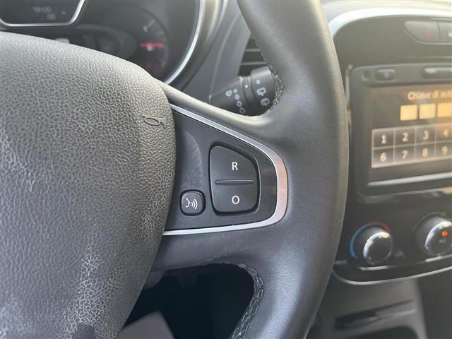 RENAULT Captur I 2017 02641655_VO38043366