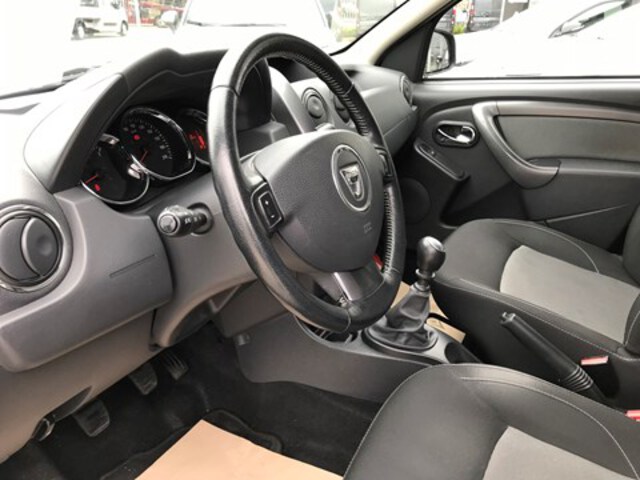 Extérieur Duster  gris