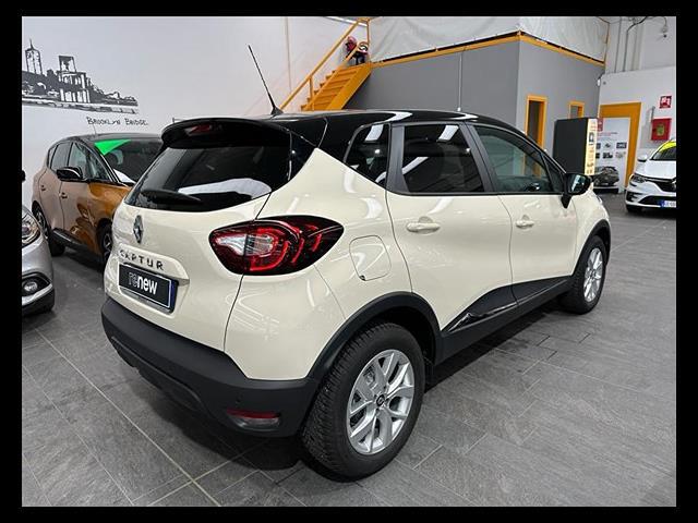 RENAULT Captur 00012351_VO38023184