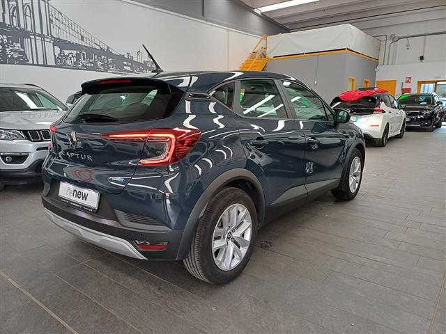 RENAULT Captur 00015881_VO38023184