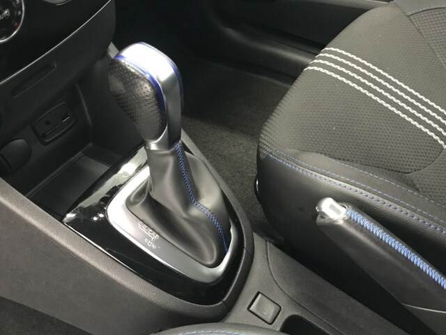 Inside Clio Sport Tourer  Negro Brillante