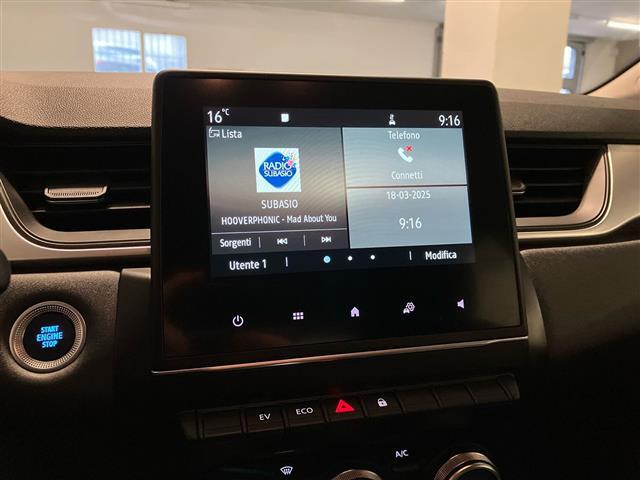 RENAULT Captur 00984932_VO38023207