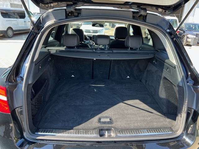 Interior GLC-CLASS  NEGRU