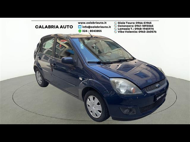 FORD Fiesta 00007118_VO38033579