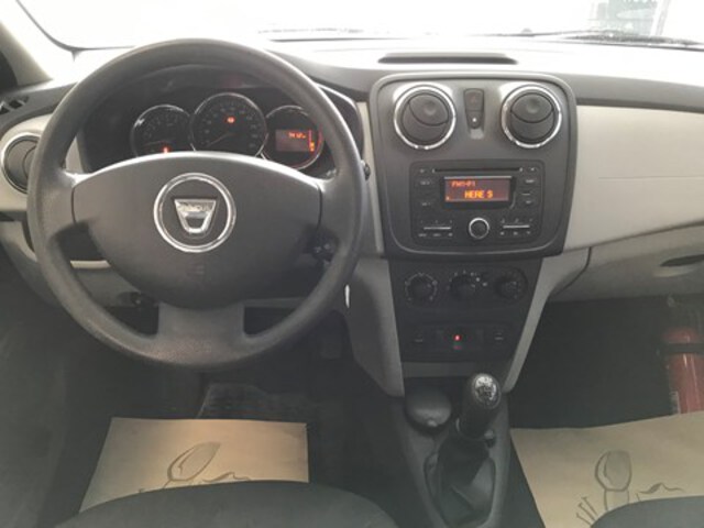 Exterieur Logan MCV  zilver