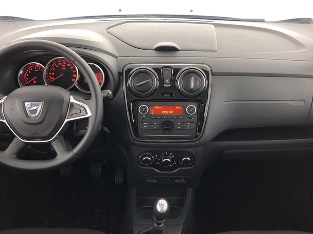 Inside Lodgy Diesel  Negro
