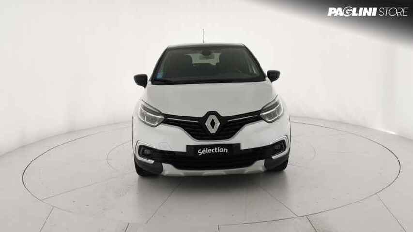 RENAULT Captur 00670750_VO38023454