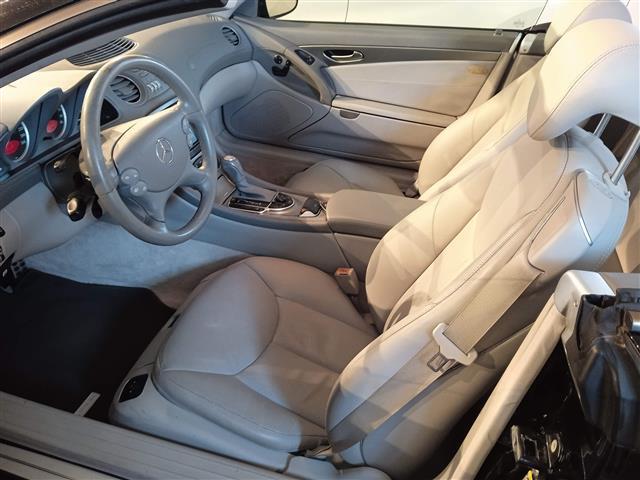 MERCEDES SL Roadster   R230 00012408_VO38043670