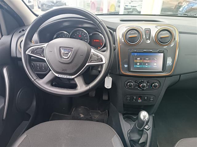 DACIA Sandero  Stepway 05890523_VO38013080