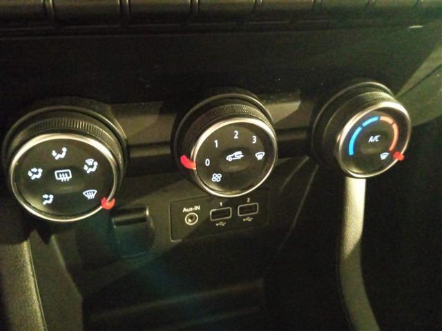 RENAULT Clio V 2019 00013754_VO38043670
