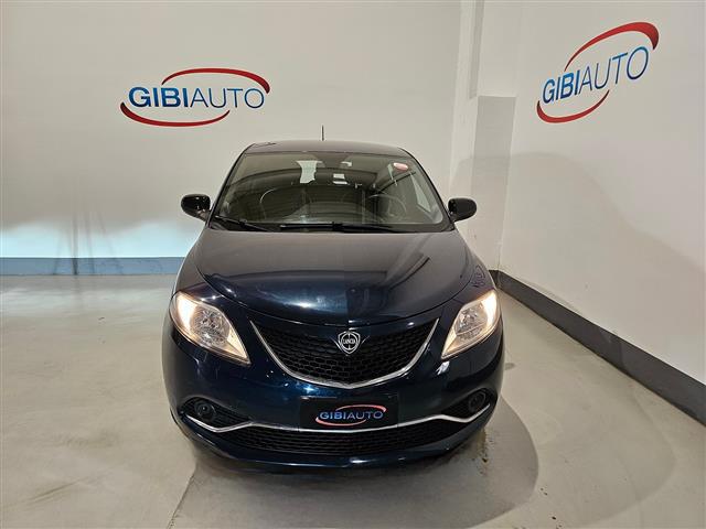 LANCIA Ypsilon 02415452_VO38013170