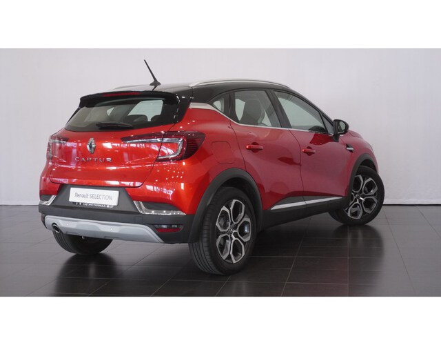 Outside Captur Diesel  Rojo Deseo con techo