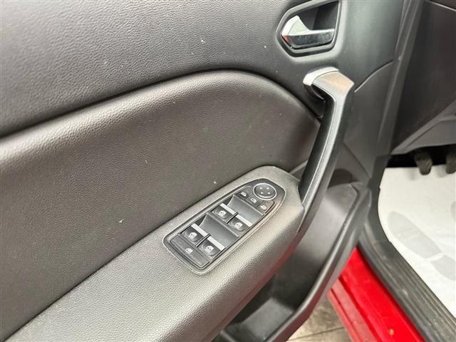 RENAULT Captur 00014643_VO38023184