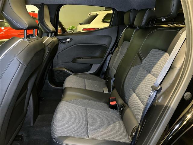RENAULT Clio V 2019 00985070_VO38023207