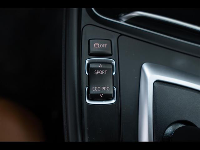 BMW Serie 3 40001522_VO38053400
