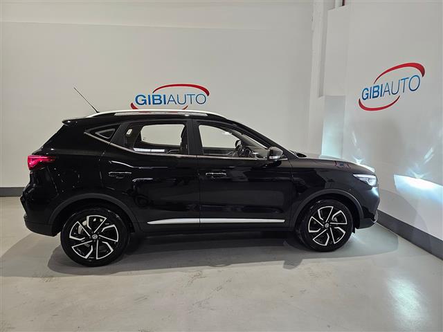 MG ZS 2021 02416232_VO38013170