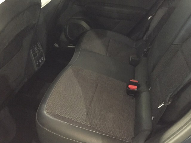 Inside Captur  Azul Volga con techo
