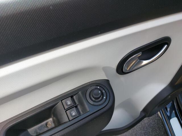 Außenausstattung Twingo Black-Pearl          schwarz