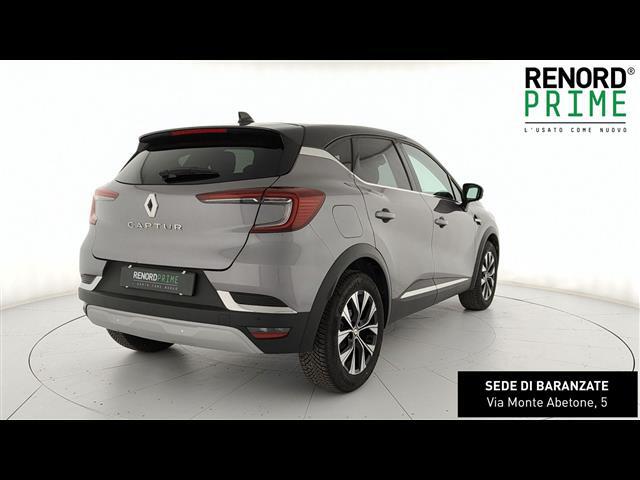 RENAULT Captur 00948024_VO38023732