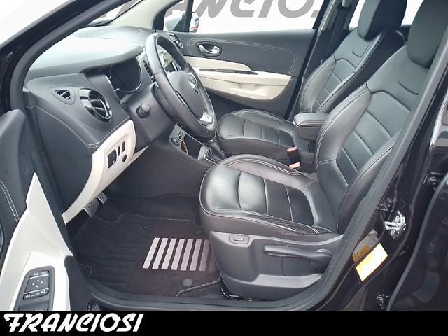 RENAULT Captur 00022907_VO38013018