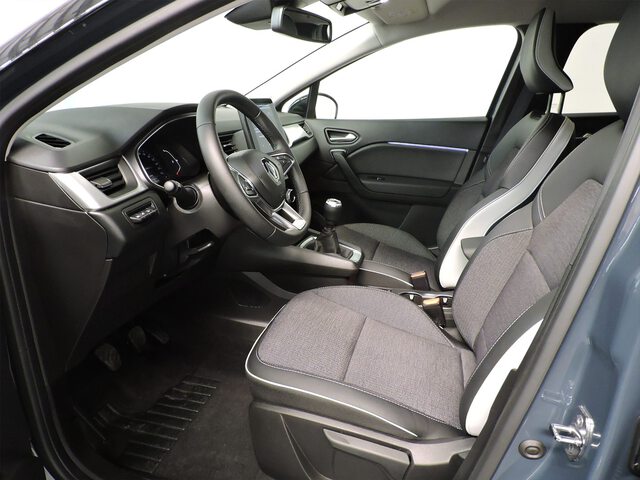 Inside Captur  Azul Volga con techo