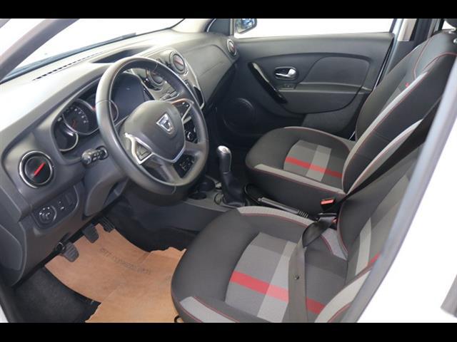 DACIA Sandero  Stepway 00550840_VO38013066