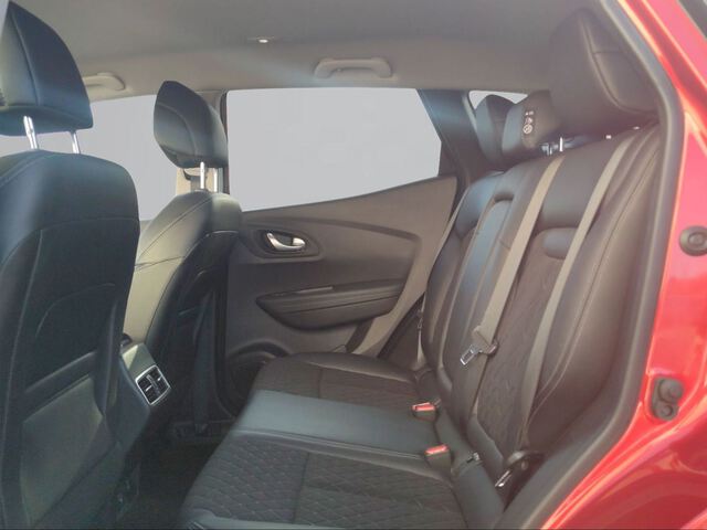 Inside Kadjar  Rojo Deseo