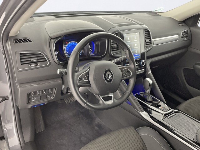 Inside Koleos Diesel  Gris Highland