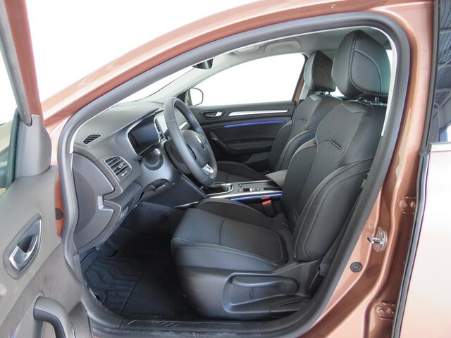 Inside  Megane  Cobre Solar