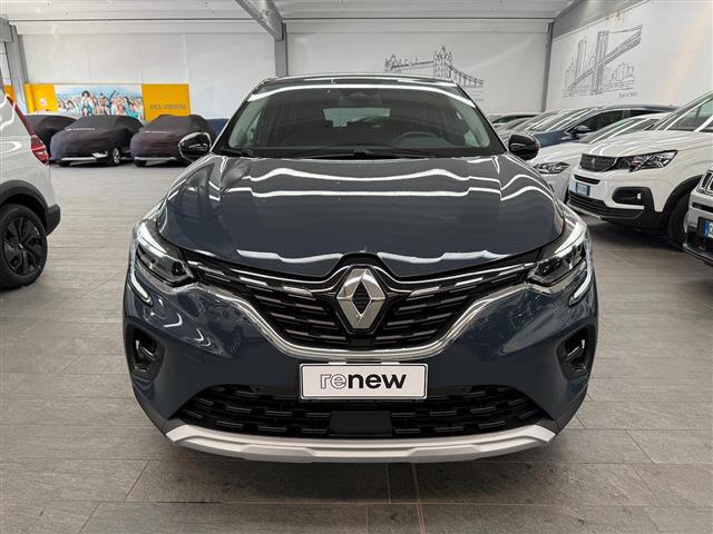 RENAULT Captur 00016060_VO38023184