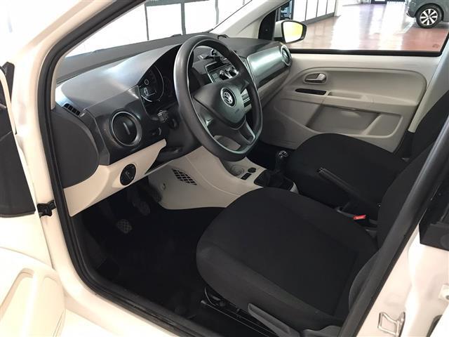 VOLKSWAGEN up  5p 2017 10024029_VO38013447