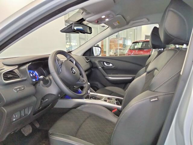 Inside Kadjar  gris highland