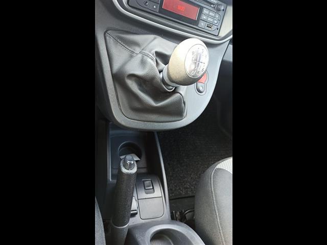 RENAULT kangoo 00024183_VO38013404